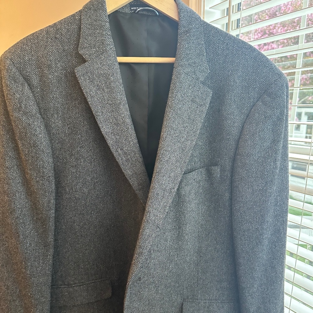 Tommy Hilfiger grey herringbone sports jacket 46R